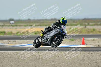 media/Apr-18-2025-TrackDaz (Fri) [[45f5874c44]]/C Group/Session 1 (Turn 7)/